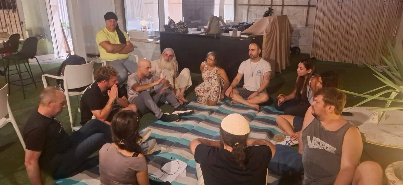 תמונה מתוך קורס קהילה וחיבורים.